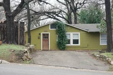 Main picture of 2104 W 7th St