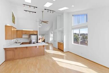 Main picture of 3644 Princeton Ave