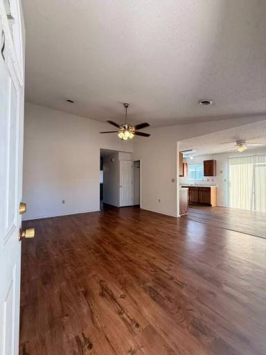 Main picture of 503 Canterbury Ct