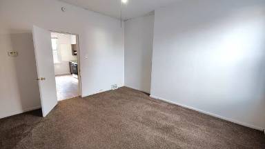 Main picture of 1818 Carey Way