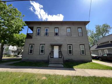 Main picture of 850 Watson St SW