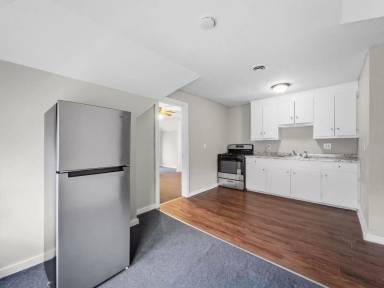Main picture of 286 Pine St
