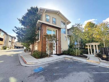 Main picture of 2611 Fairview Dr