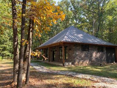 Main picture of 379 County Road 7629