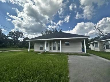 Main picture of 401 E Colorado St