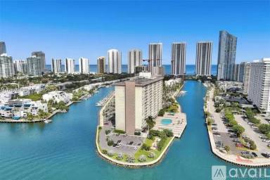 Main picture of Coastal Towers