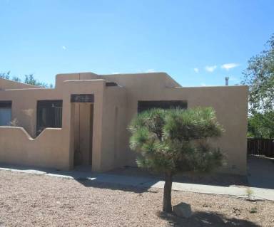Main picture of 13212 Mountain Pl NE