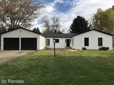 Main picture of 5064 Cottonwood Dr