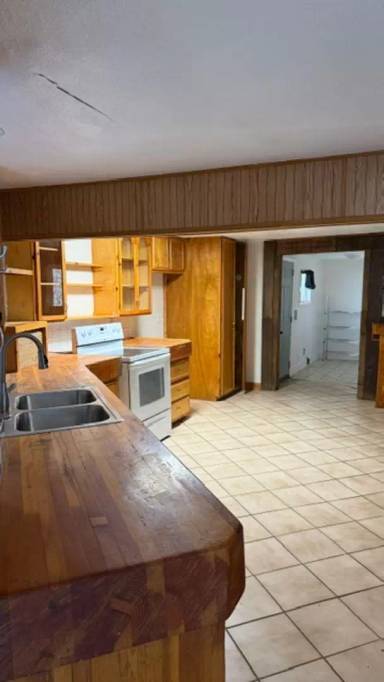 Main picture of 3083 Caldwell Dr