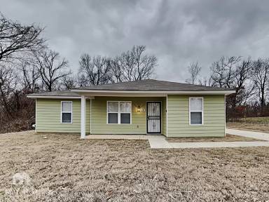 Main picture of 3385 Reynard Rd