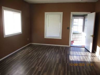 Main picture of 916 Lincoln St