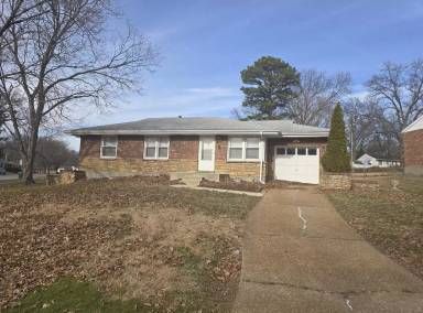 Main picture of 1255 Bosworth Dr