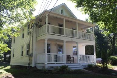 Main picture of 185 Old Turnpike Rd