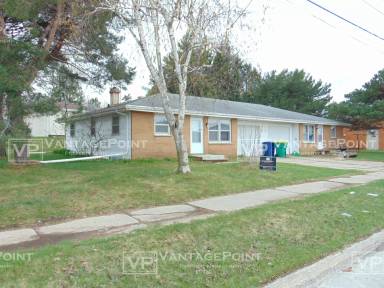 Main picture of 1639 Bond Ct
