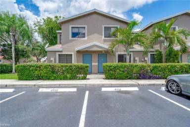 Main picture of 4932 S University Dr