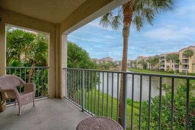Main picture of 200 Uno Lago Dr