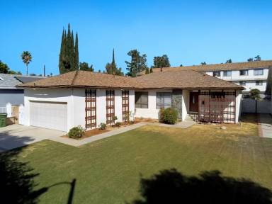 Main picture of 20249 Gault St