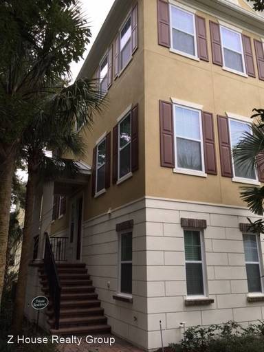 Main picture of 594 Edgerly Pl