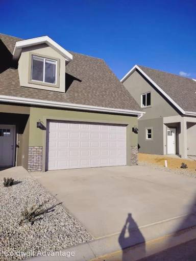 Main picture of 3186 W 1675 N