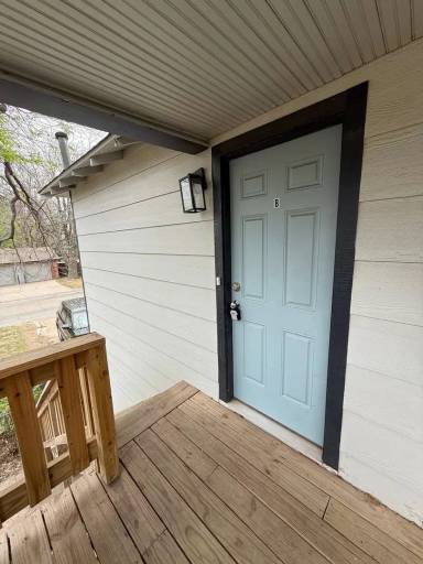 Main picture of 1612 N Villa Ave