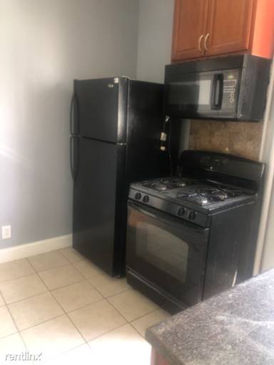 Main picture of 915 22nd St