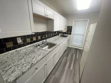 Main picture of 1731 Judy Way