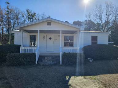 Main picture of 129 Buckeye Ct