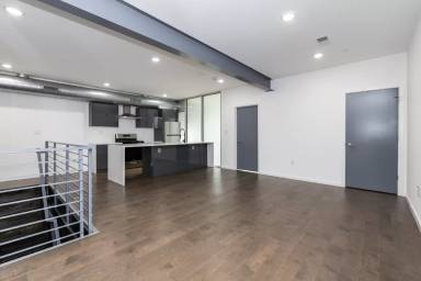 Main picture of 1541 N 6th Street - 1