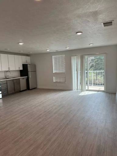 Main picture of 400 N 36th St