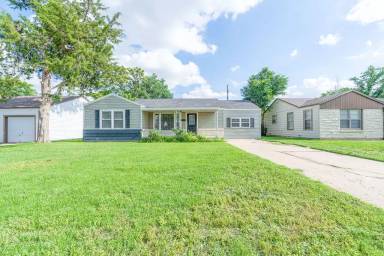 Main picture of 3405 28th St