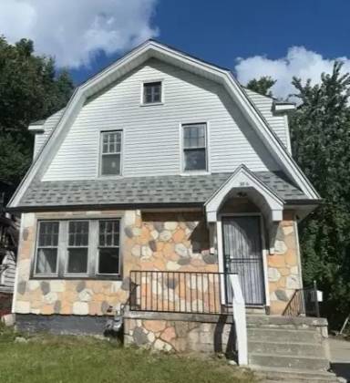Main picture of 8366 American St