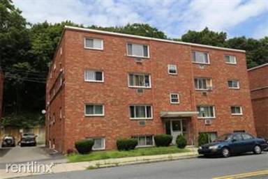 Main picture of 361 Faneuil St