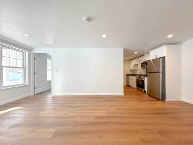Main picture of 505 Main St