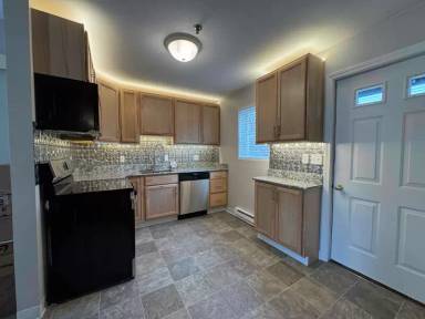 Main picture of 3 Cook St