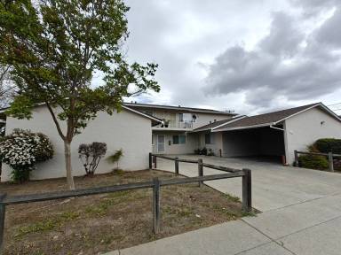 Main picture of 200 N San Tomas Aquino Rd