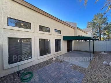 Main picture of 7484 W Denaro Dr