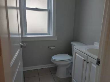 Main picture of 8408 S Kingston Ave