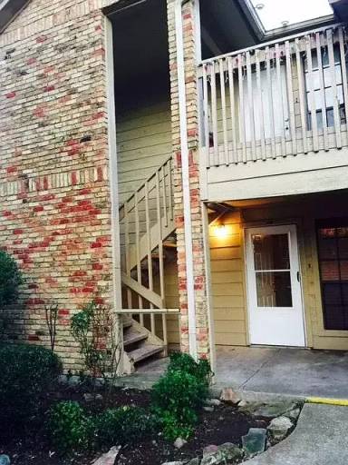Main picture of 506 E Denton Dr
