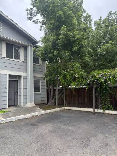 Main picture of 796 Villa Ave