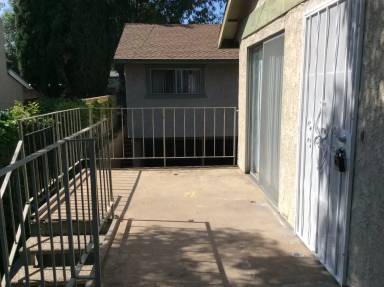 Main picture of 120 W Olive Ave