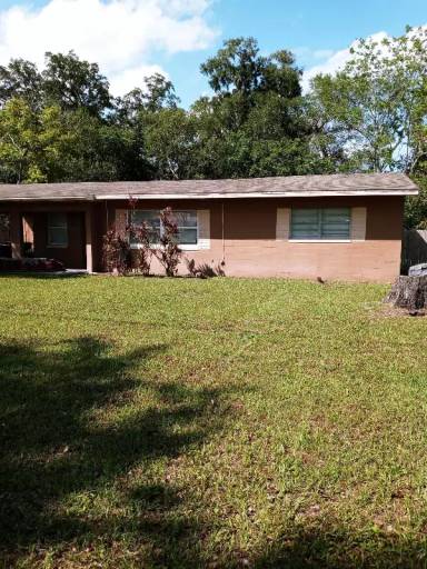 Main picture of 16 Flamevine Ln