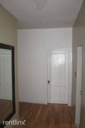 Main picture of 137 Chiswick Rd