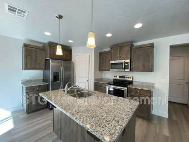 Main picture of Fossil Hills Townhomes