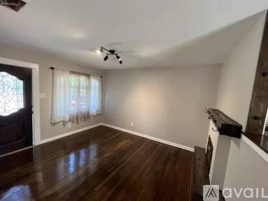 Main picture of 2114 Dahlgreen Ave