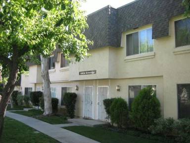 Main picture of 19020 Kittridge St