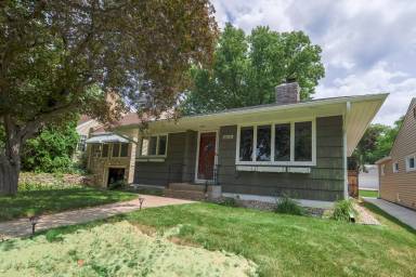 Main picture of 2769 Vernon Ave S