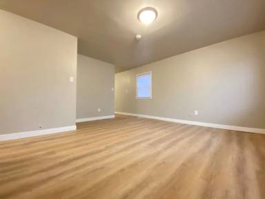 Main picture of 420 177th St