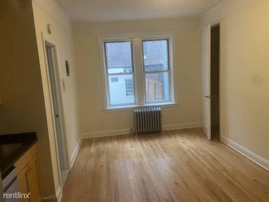 Main picture of 117 W 13th St
