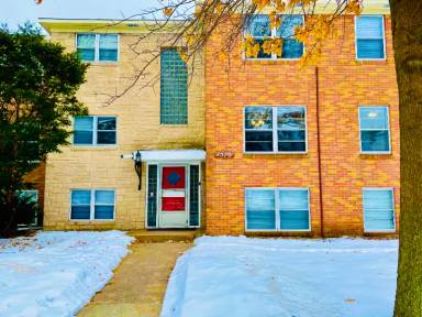 Main picture of 1510 Larpenteur Ave W