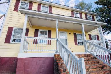 Main picture of 1432 Lincoln St